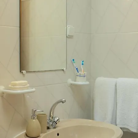 White House Apartamento Praia da Lourinhã